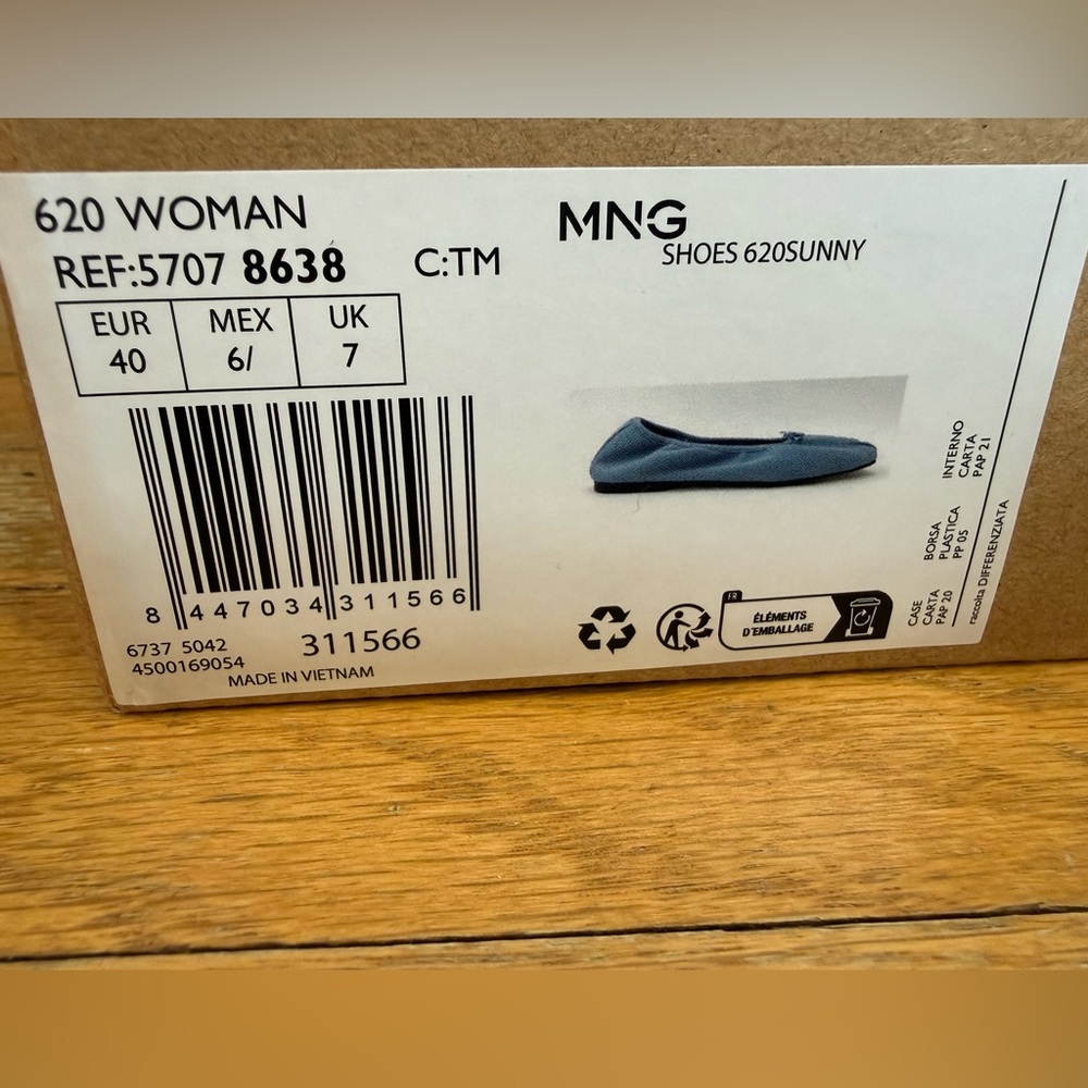 Mango Red Satin Ballet Flats - Picture 6 of 6
